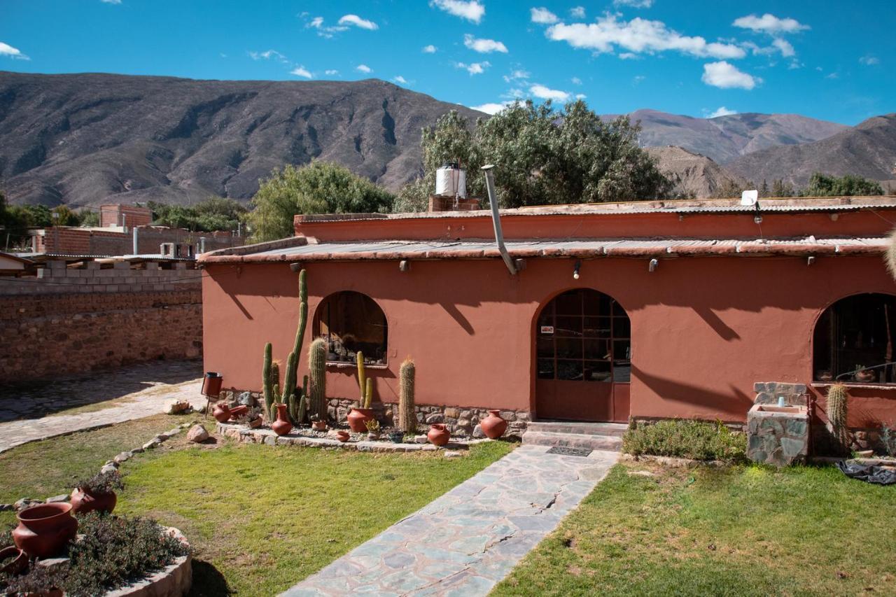 Tierra Andina Hostal Y Cabanas Tilcara Exterior photo