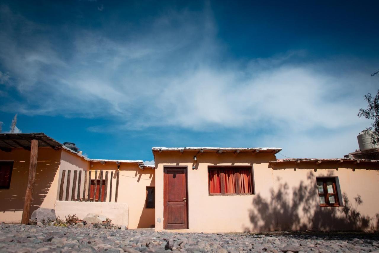 Tierra Andina Hostal Y Cabanas Tilcara Exterior photo