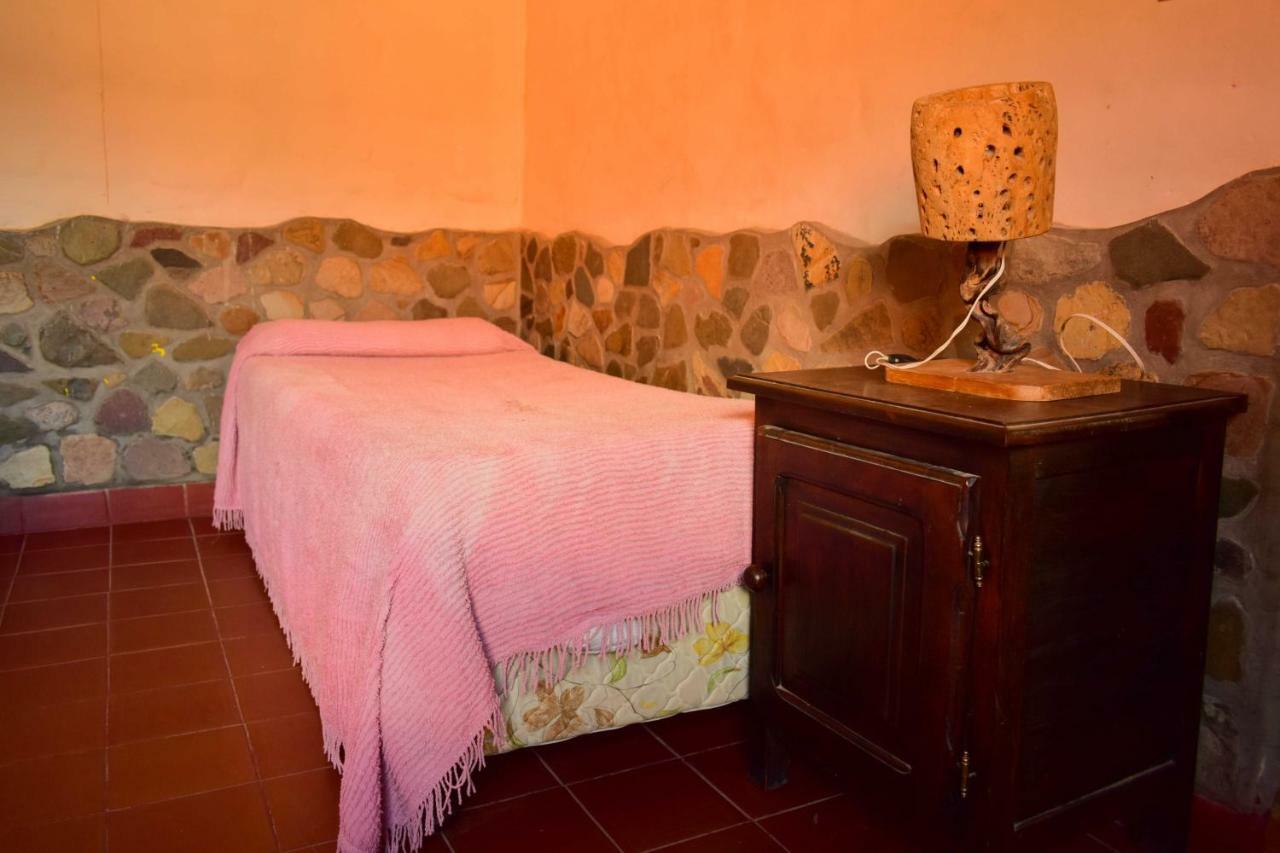 Tierra Andina Hostal Y Cabanas Tilcara Exterior photo