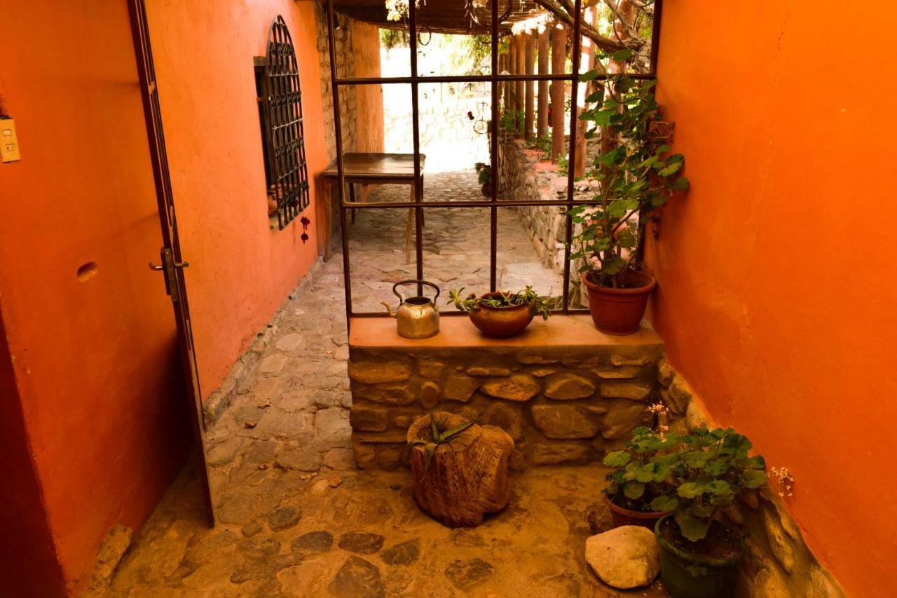 Tierra Andina Hostal Y Cabanas Tilcara Exterior photo