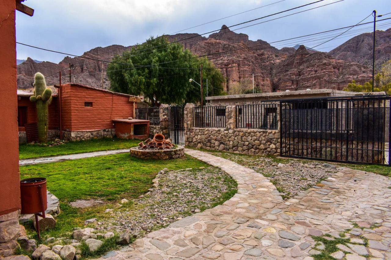 Tierra Andina Hostal Y Cabanas Tilcara Exterior photo